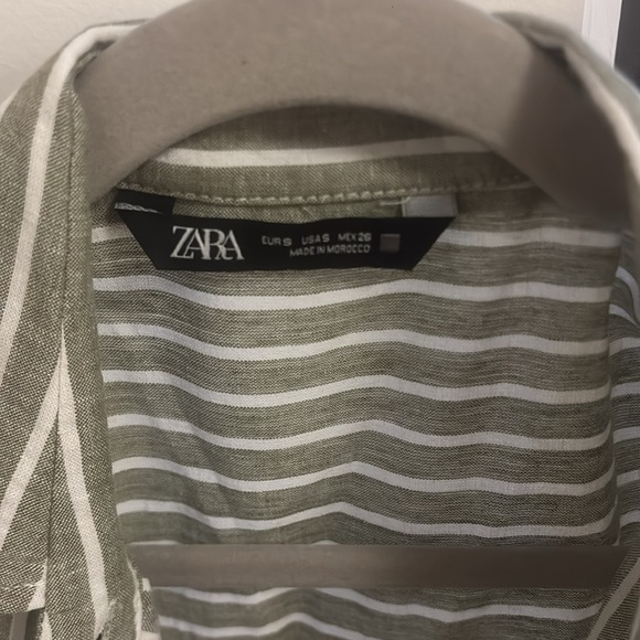 Zara button down - Picture 2 of 3